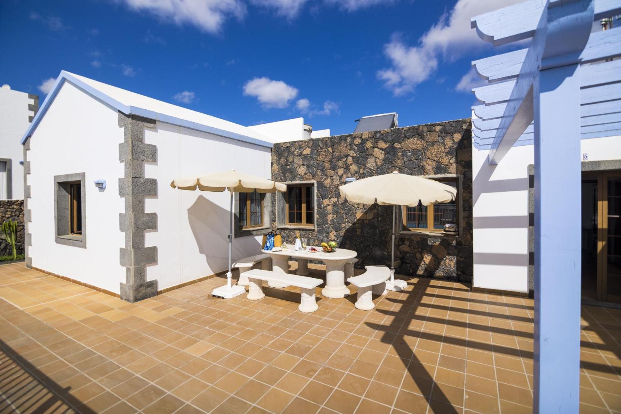 Villas & Apartamentos Tao Mazo Лахарес Экстерьер фото