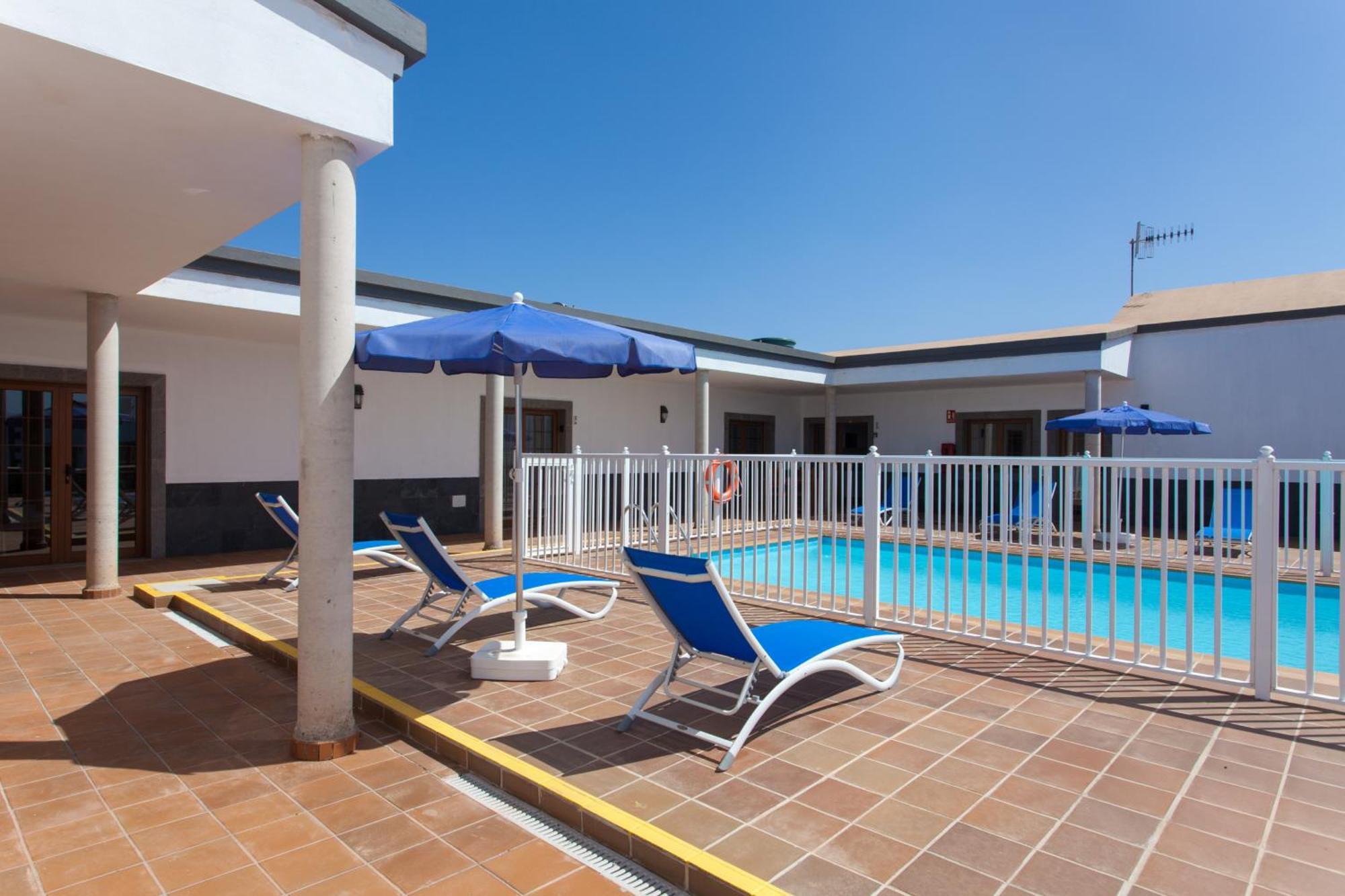 Villas & Apartamentos Tao Mazo Лахарес Экстерьер фото