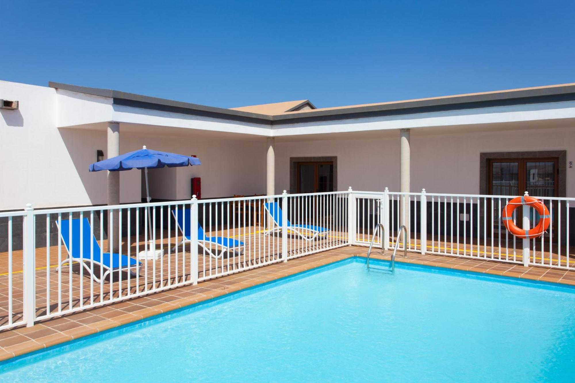 Villas & Apartamentos Tao Mazo Лахарес Экстерьер фото