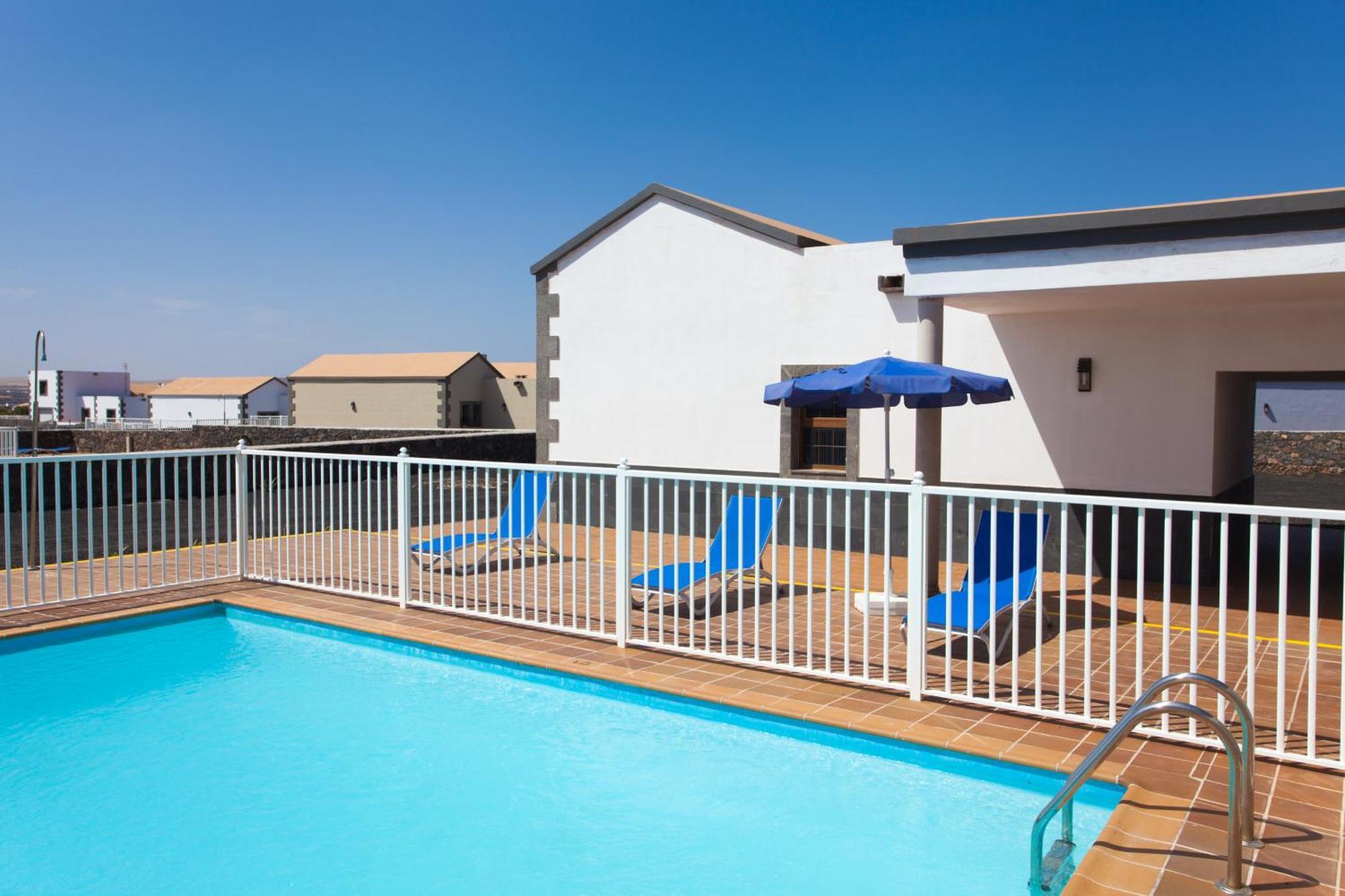 Villas & Apartamentos Tao Mazo Лахарес Экстерьер фото